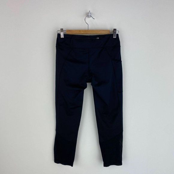 NIKE Mesh Detail Black Legging Capri - Picture 5 of 7